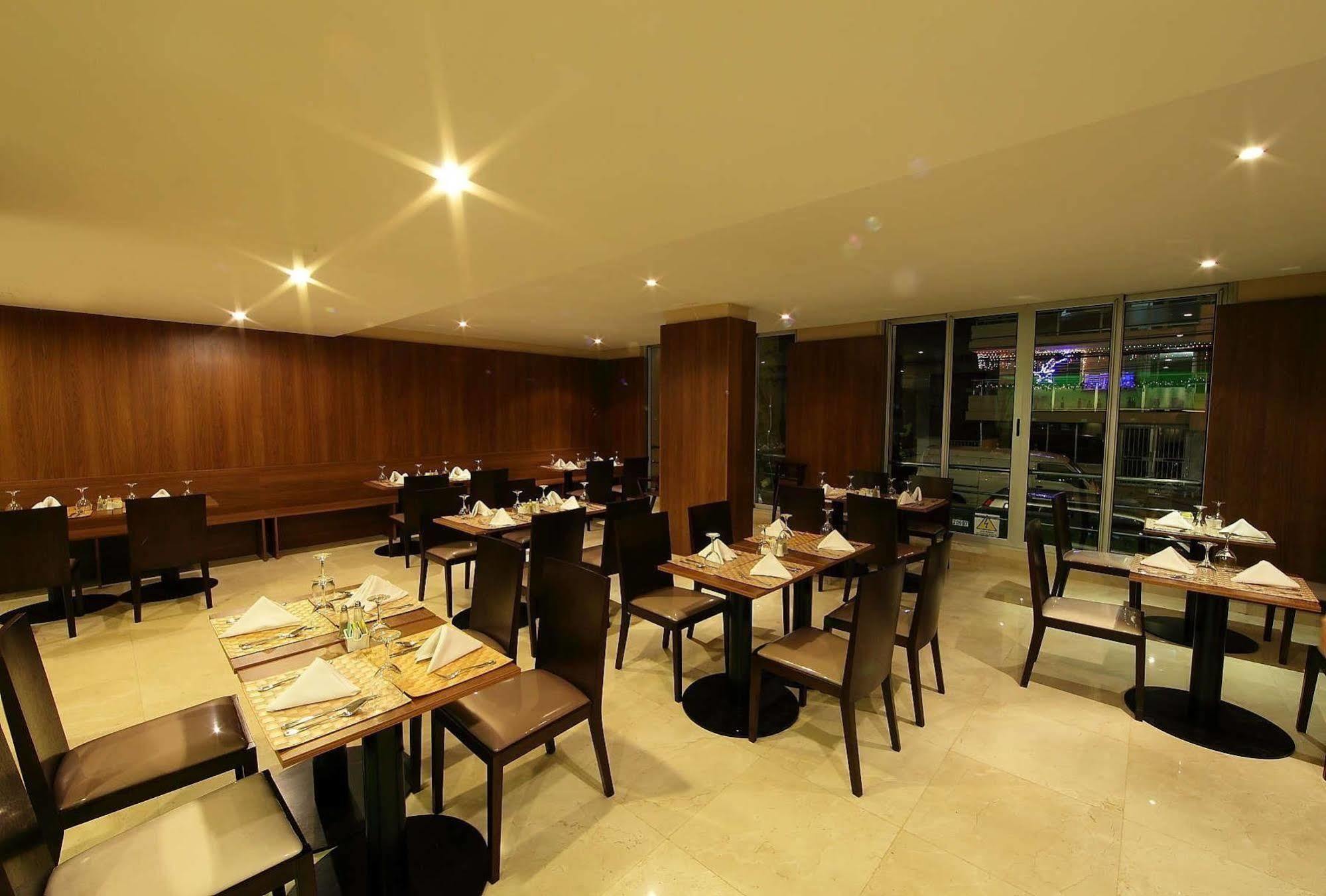 Wyndham Garden Ciudad de Panamá Restaurante foto